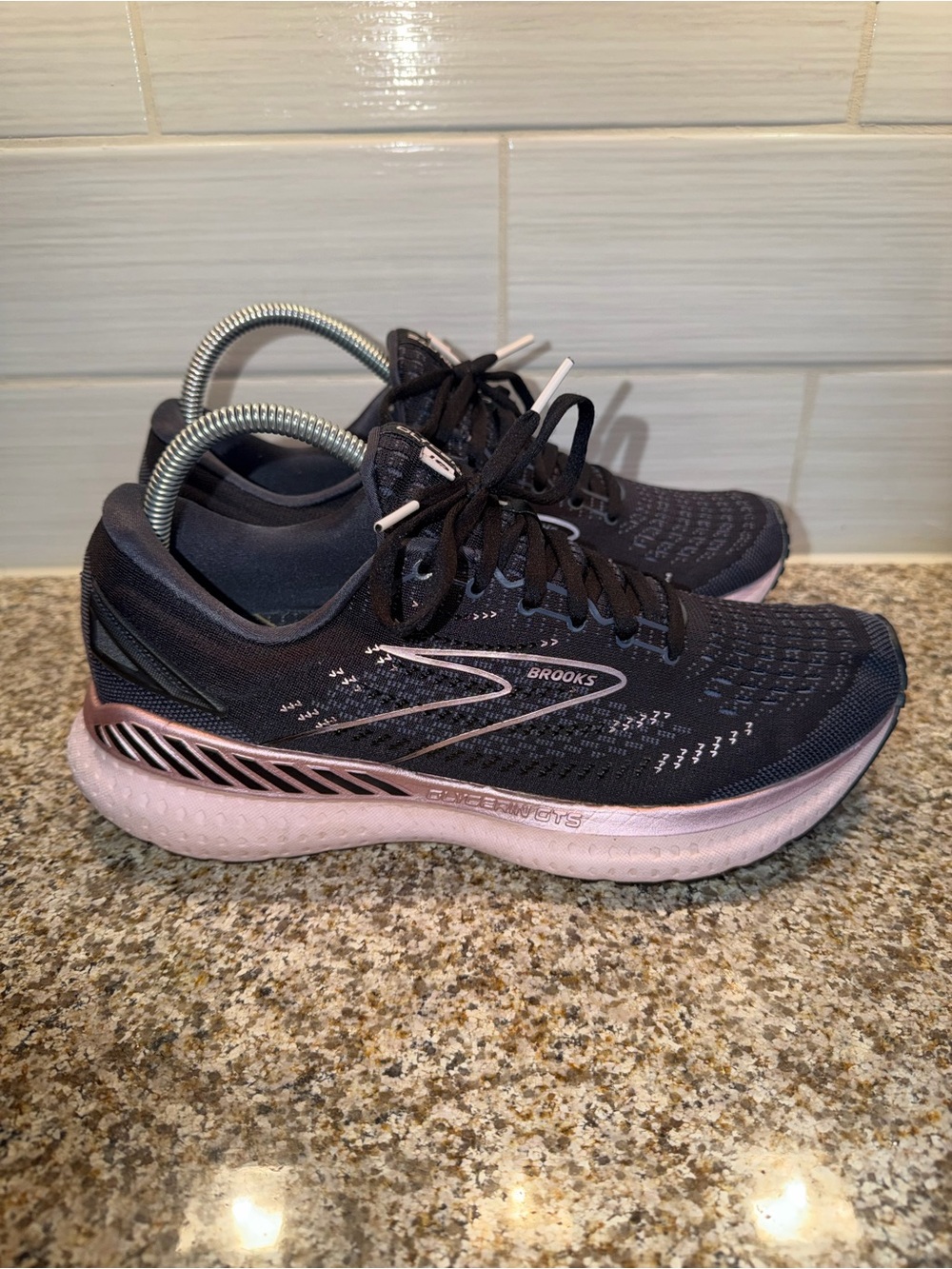 Brooks Women's Athletic Running Shoes - Black with Pink